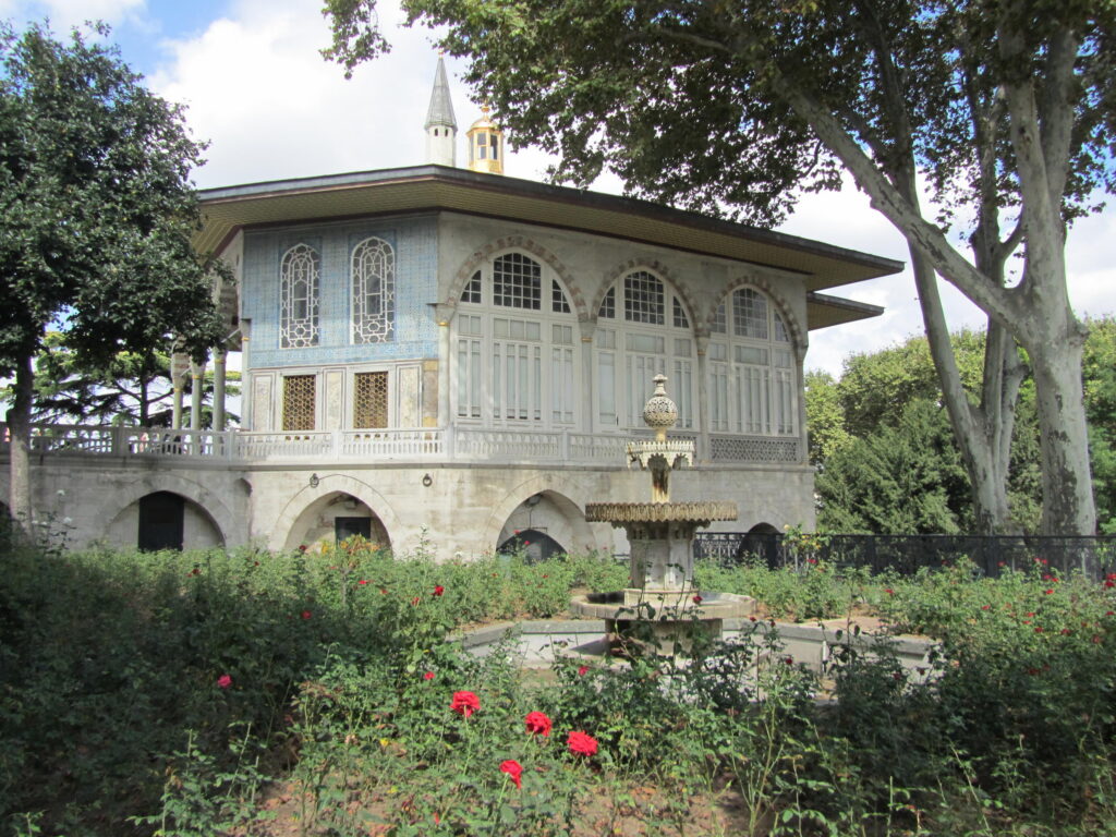 Topkapi Palace and Harem Image