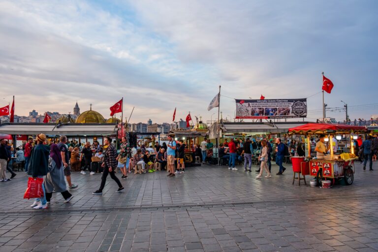 Istanbul,Turkey,-,2,June,2023:,Fast,Food,Fish,Restaurants