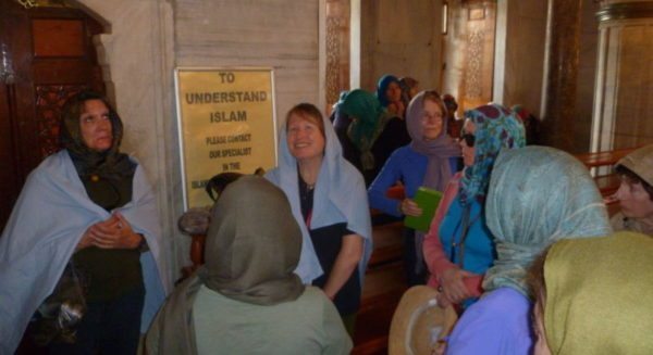 Mosque-Dress-Code-Istanbul